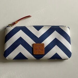 Dooney and Bourke blue and white chevron print pouch